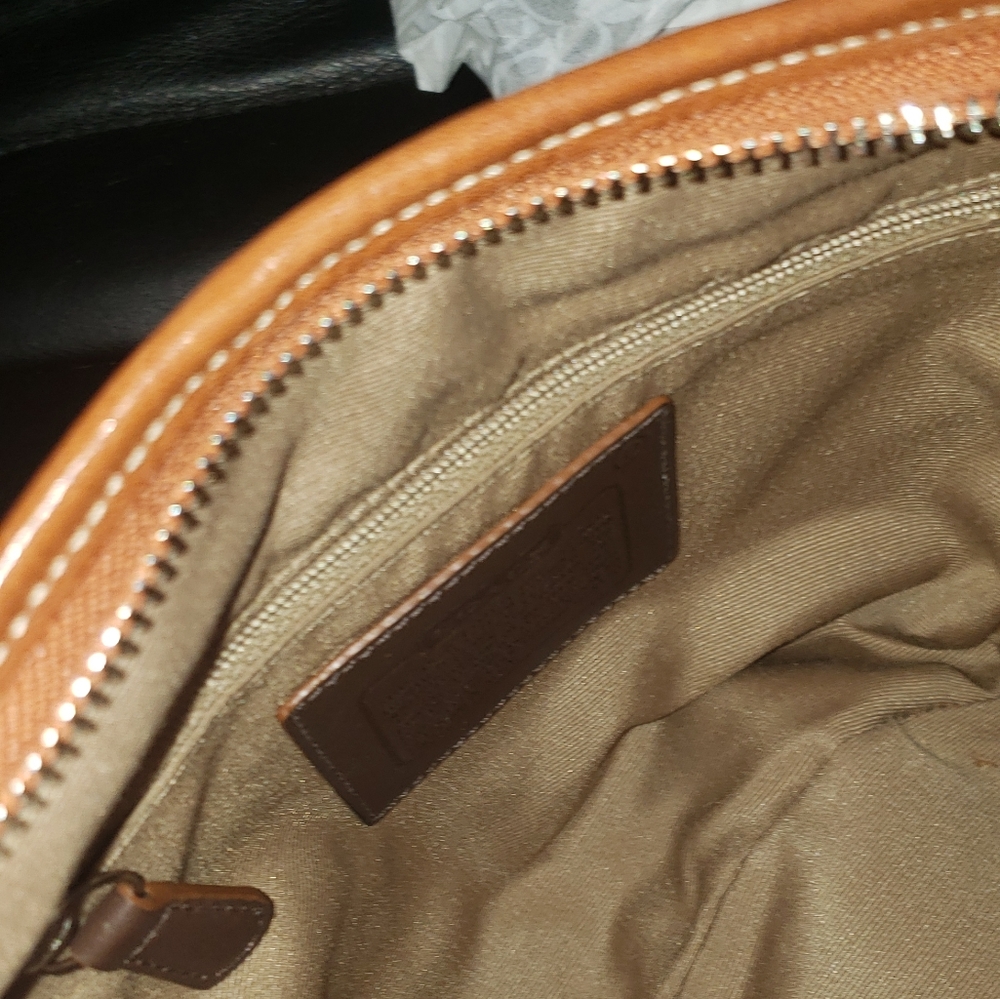 Coach purse - Picture 2 of 5